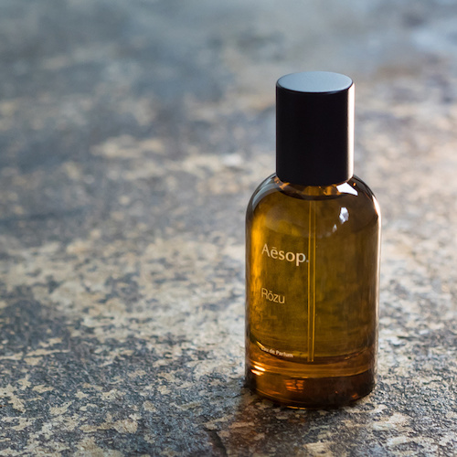 その香水のせいだよ