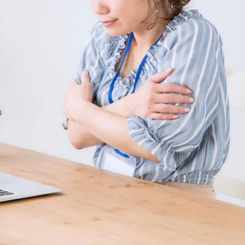 冷房で冷えるカラダ！