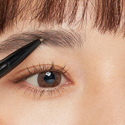 ヘアセットとポイントメイク