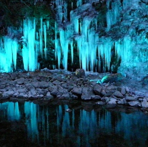 三十鎚の氷柱